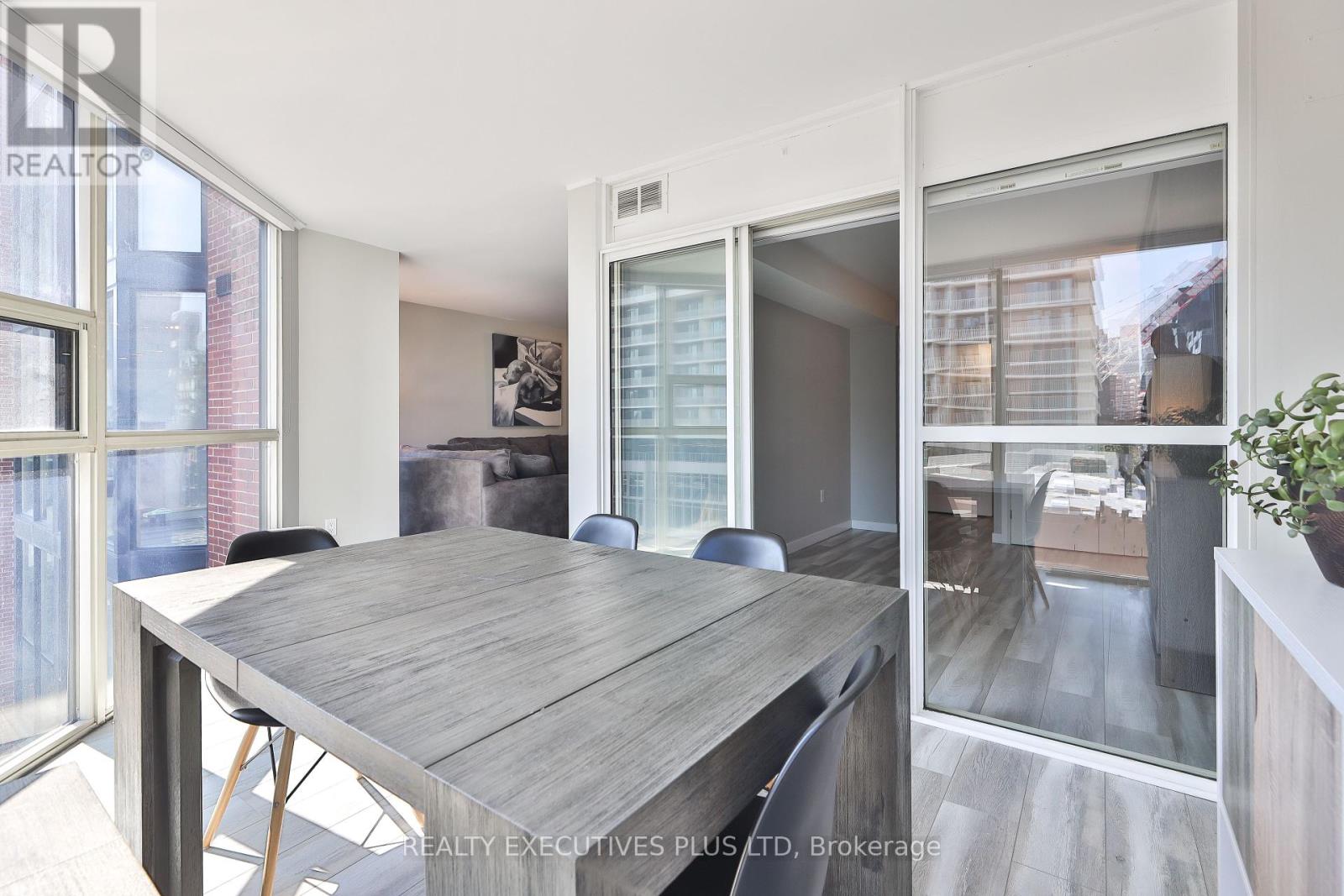 811 - 701 King Street W, Toronto, Ontario  M5V 2W7 - Photo 27 - C12402951