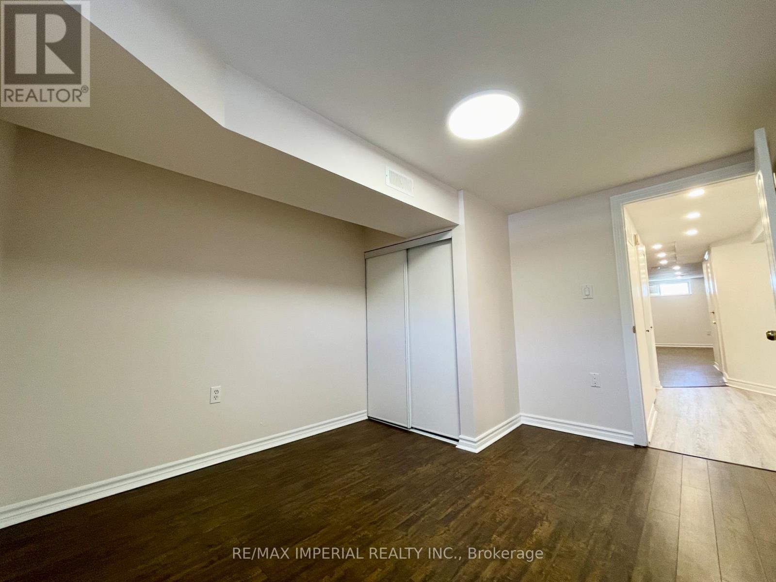 Bsmt - 254 Browndale Crescent, Richmond Hill (Crosby), Ontario  L4C 3J1 - Photo 16 - N12402941