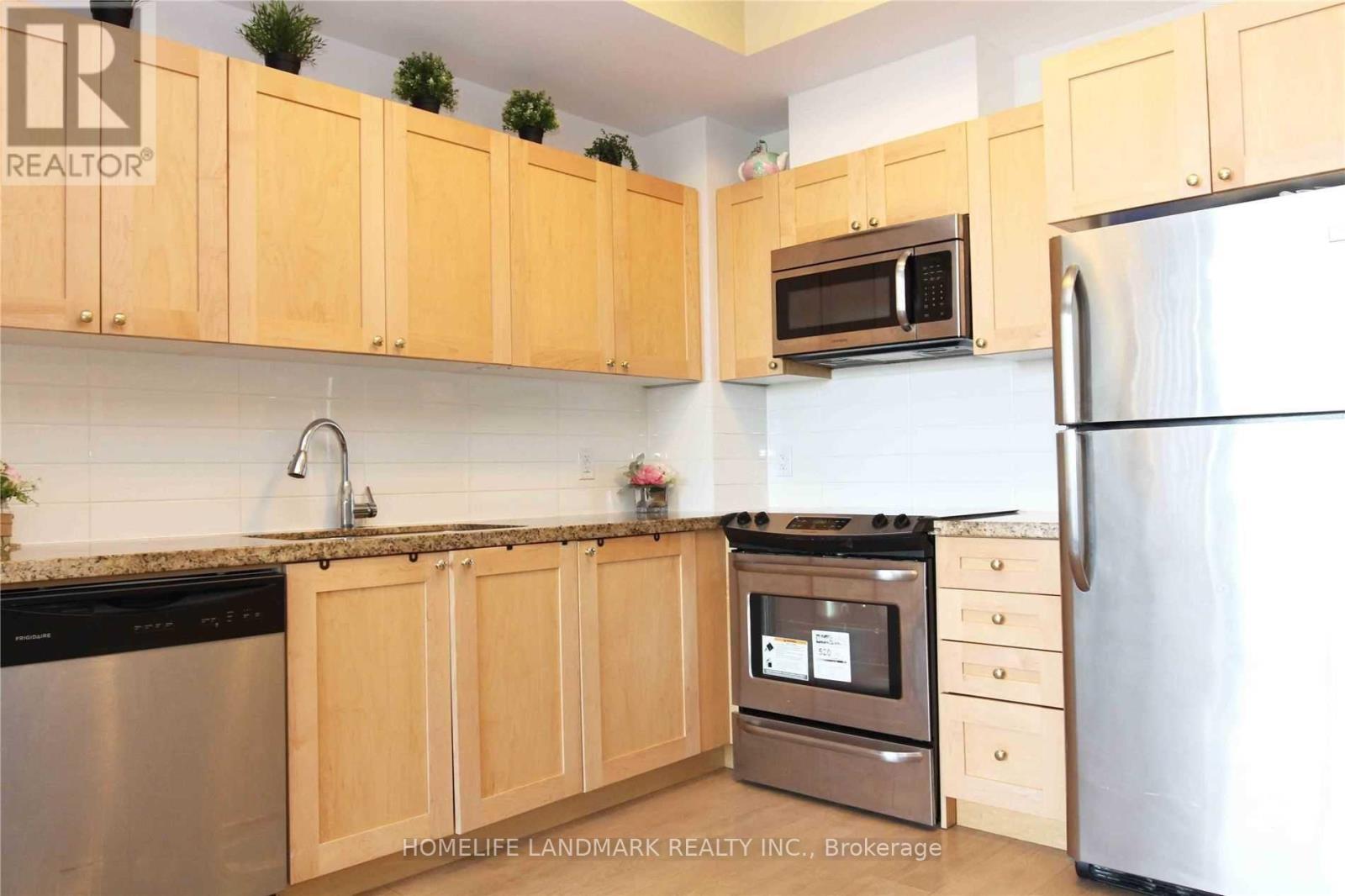 333 - 540 Bur Oak Avenue, Markham, Ontario  L6C 0Y2 - Photo 4 - N12402942
