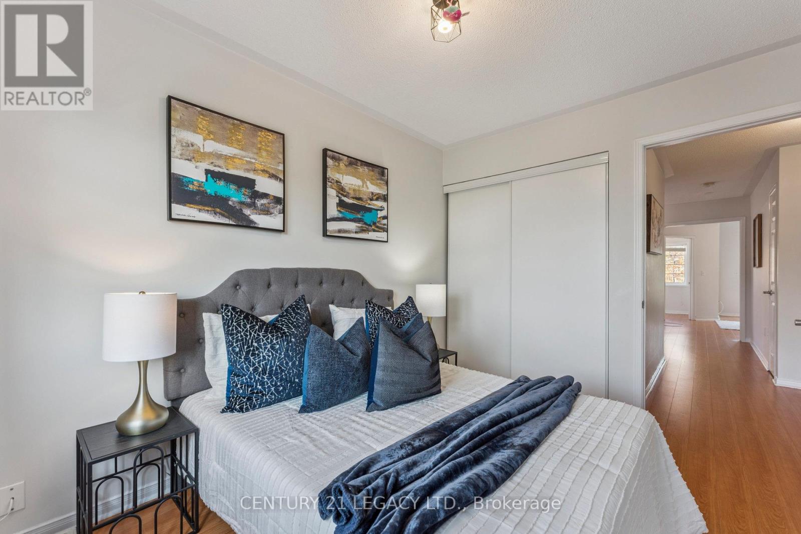 52 Pennyroyal Crescent, Brampton (Bramalea North Industrial), Ontario  L6S 6J7 - Photo 18 - W12402918
