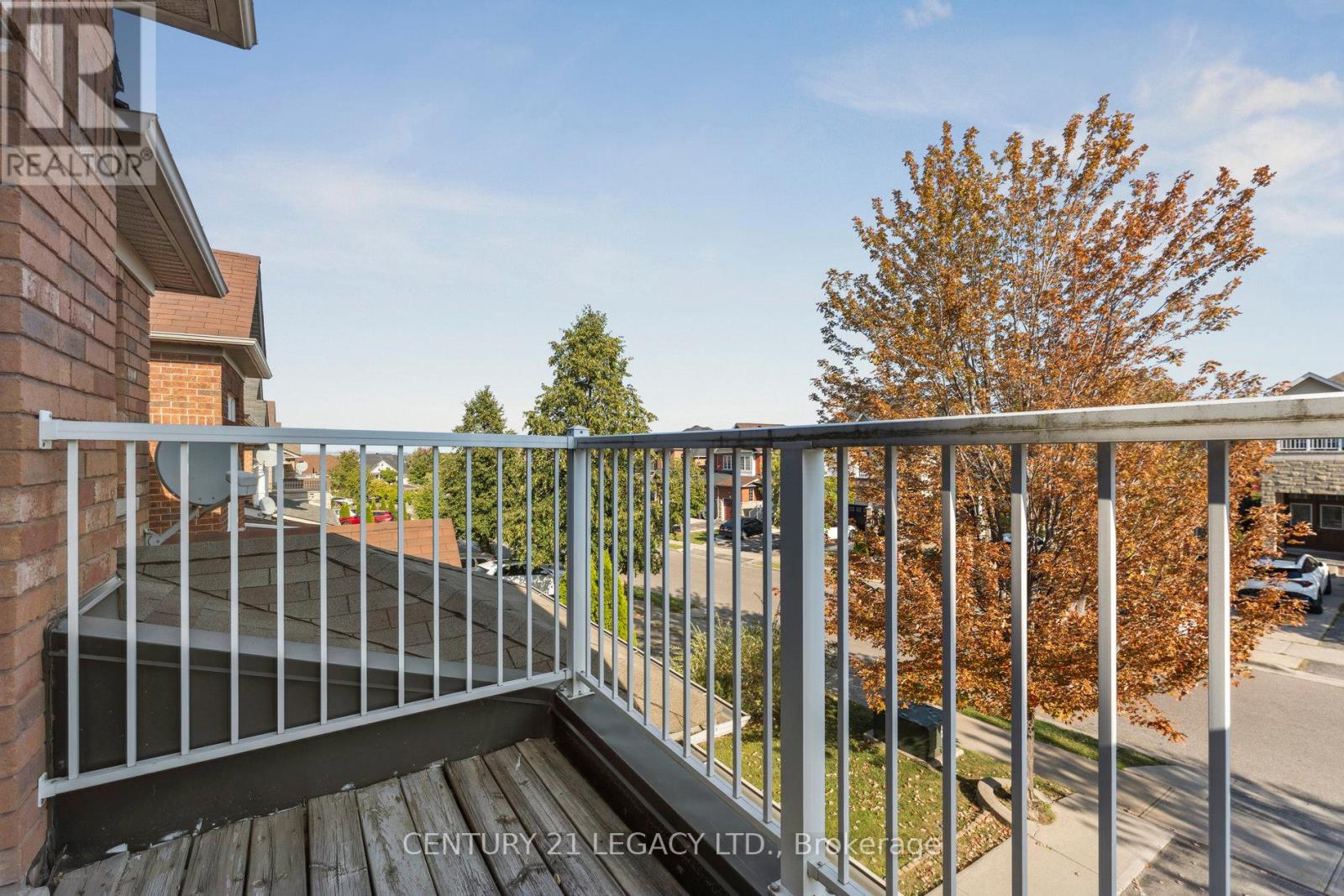 52 Pennyroyal Crescent, Brampton (Bramalea North Industrial), Ontario  L6S 6J7 - Photo 32 - W12402918