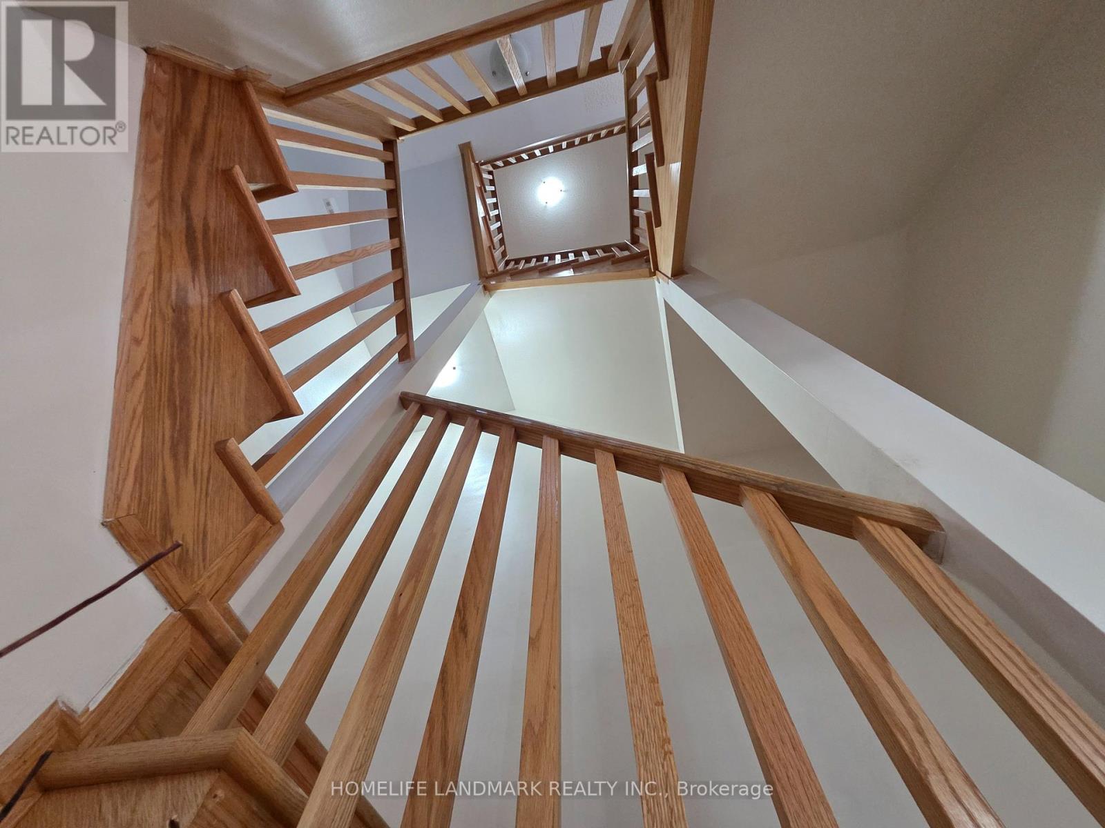 17 Birchfield Crescent, Caledon, Ontario  L7C 3P6 - Photo 13 - W12402940