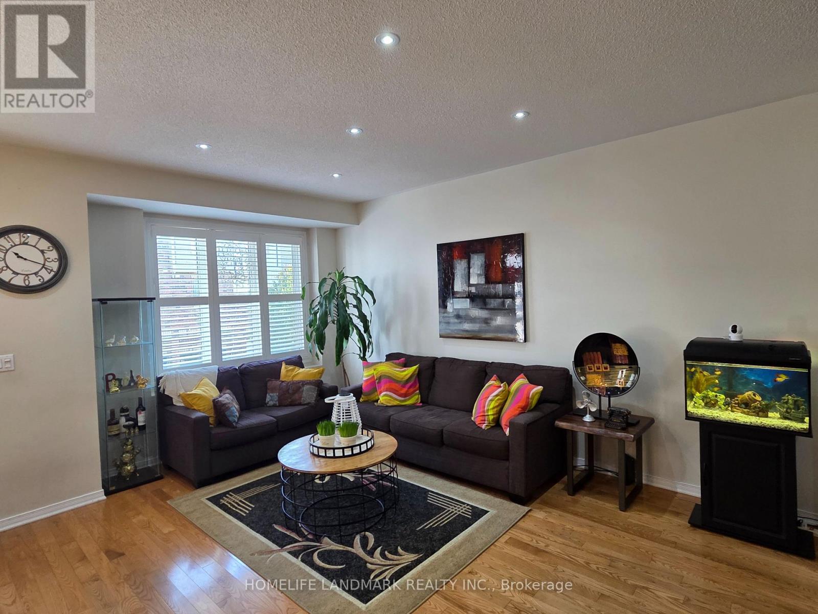 17 Birchfield Crescent, Caledon, Ontario  L7C 3P6 - Photo 21 - W12402940