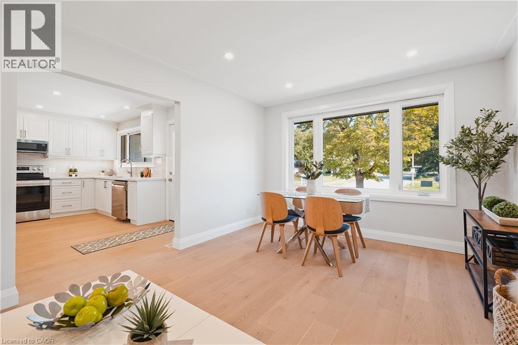Property at 537 GLEN MANOR Boulevard image 3
