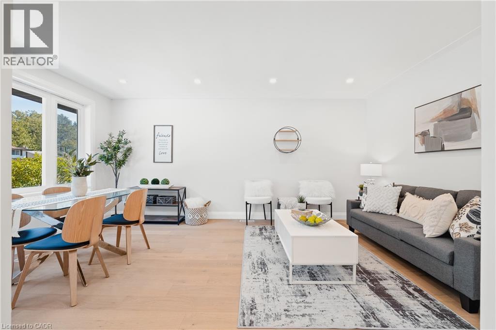 Property at 537 GLEN MANOR Boulevard image 4