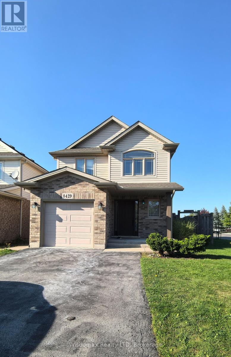 UPPER UNIT - 8429 KELSEY CRESCENT, Niagara Falls, Ontario