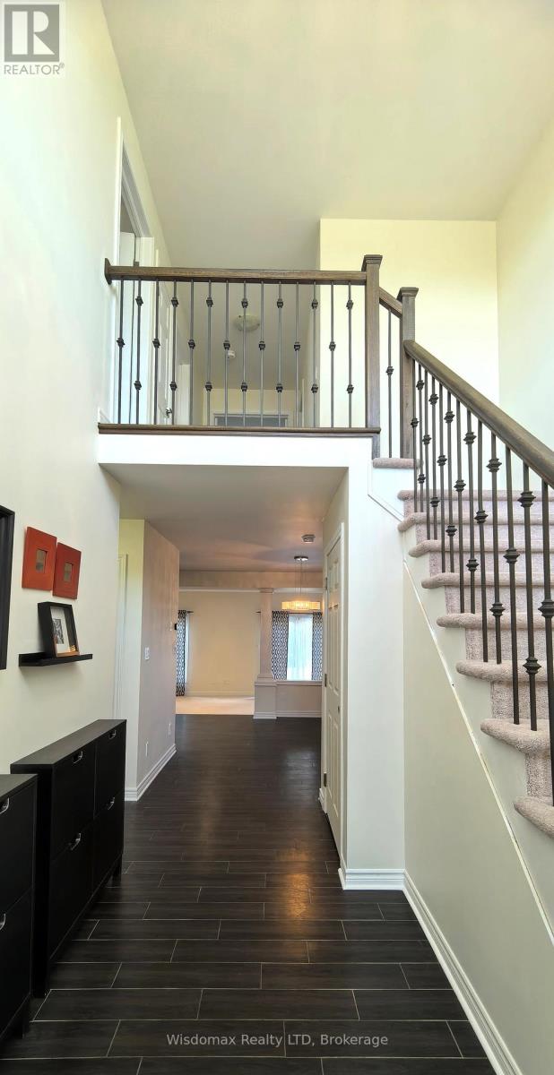 Upper Unit - 8429 Kelsey Crescent, Niagara Falls, Ontario  L2H 0E6 - Photo 3 - X12402969