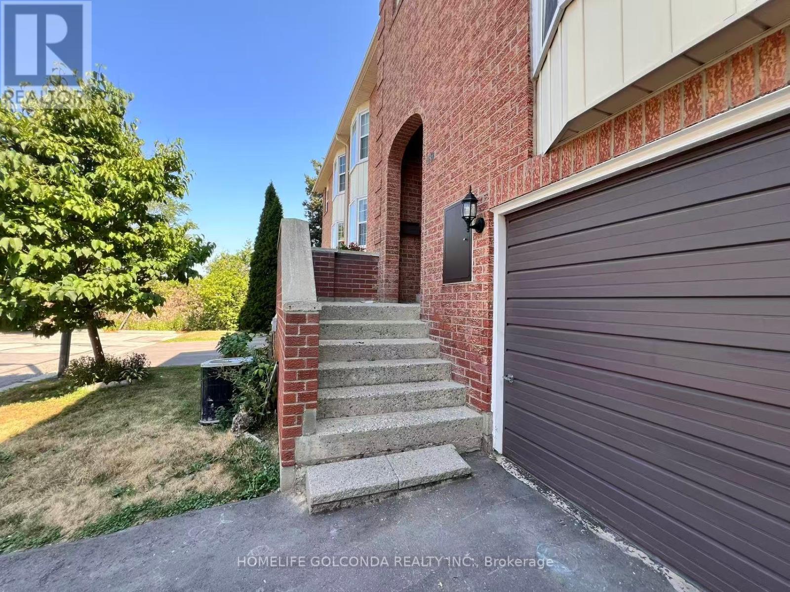 Unit 29 - 25 Whitecap Boulevard, Toronto (Scarborough Village), Ontario  M1M 2Y5 - Photo 2 - E12402965