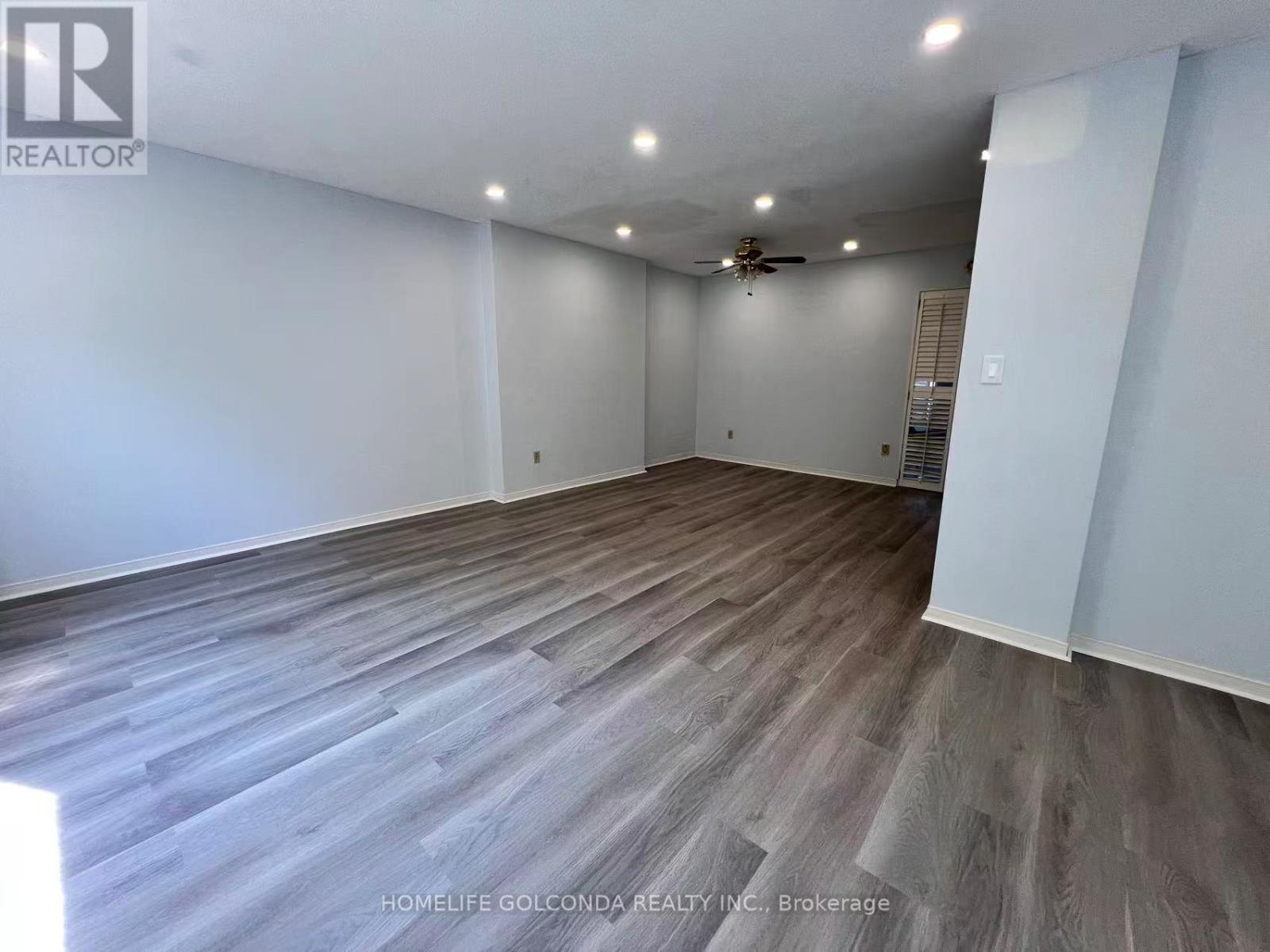 Unit 29 - 25 Whitecap Boulevard, Toronto (Scarborough Village), Ontario  M1M 2Y5 - Photo 5 - E12402965