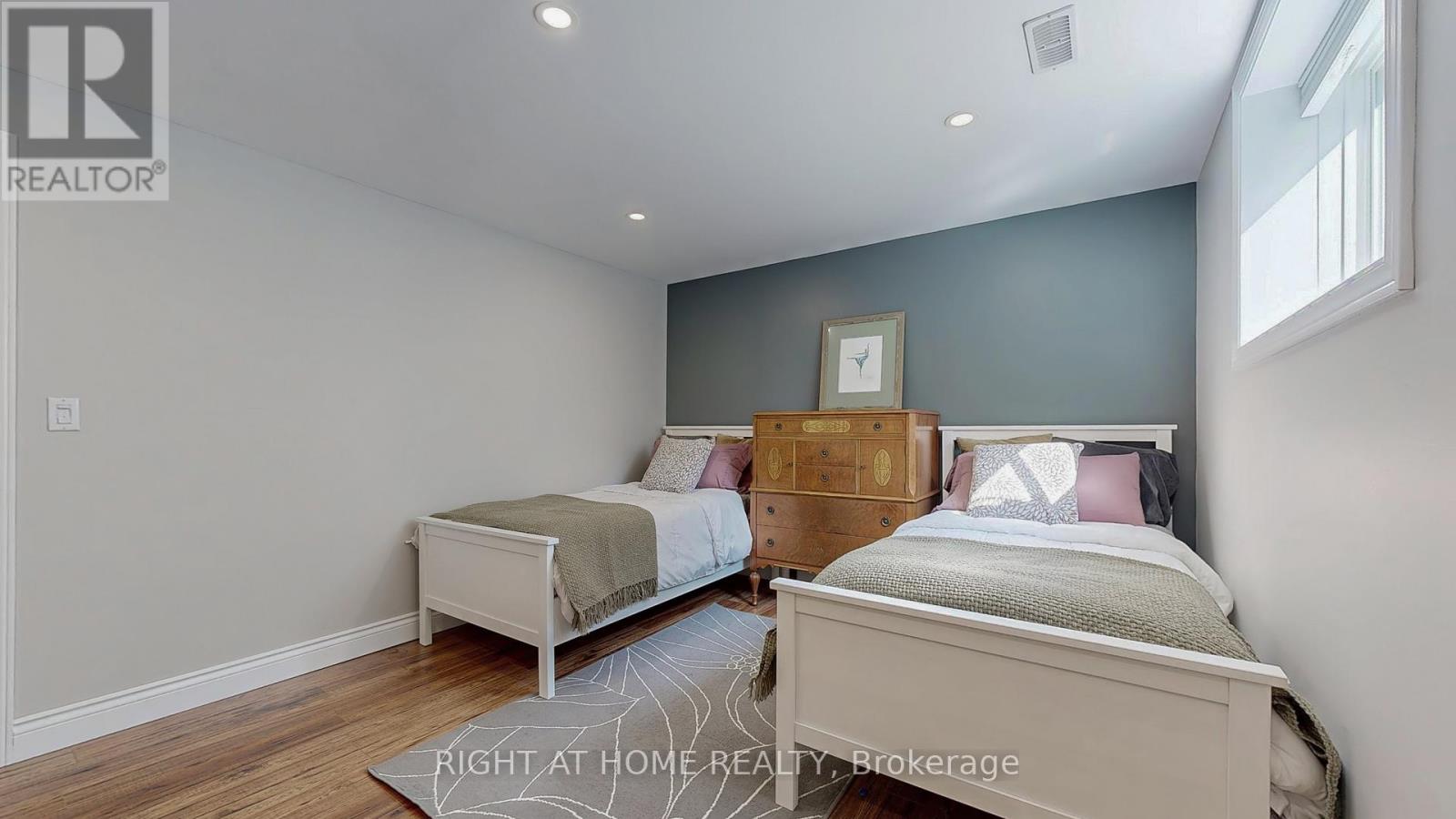 114 Anchors Way, Blue Mountains, Ontario  N0H 2P0 - Photo 25 - X12402960