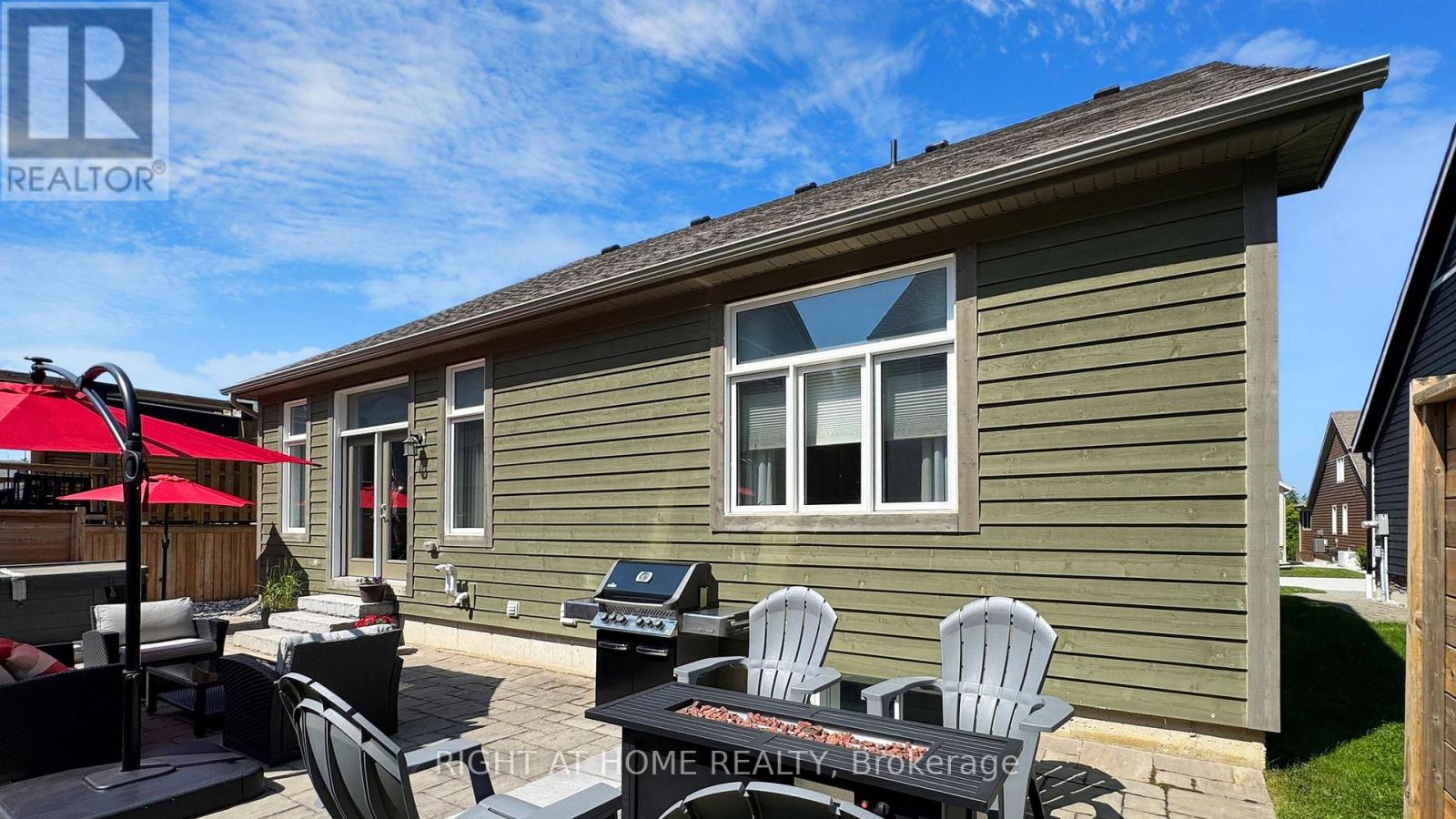 114 Anchors Way, Blue Mountains, Ontario  N0H 2P0 - Photo 30 - X12402960