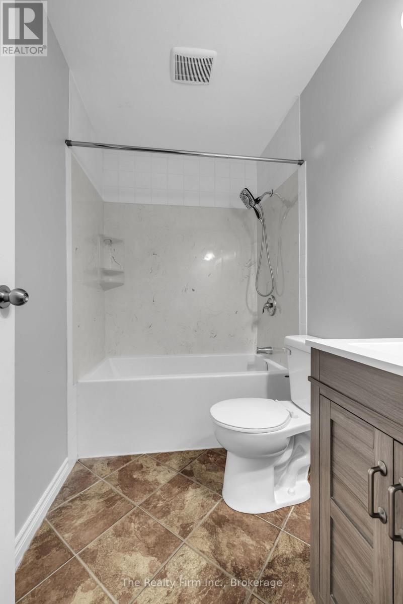 2 - 1135 Nellis Street, Woodstock, Ontario  N4T 1P7 - Photo 14 - X12403007