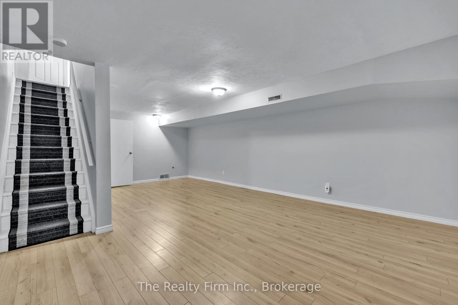 2 - 1135 Nellis Street, Woodstock, Ontario  N4T 1P7 - Photo 20 - X12403007
