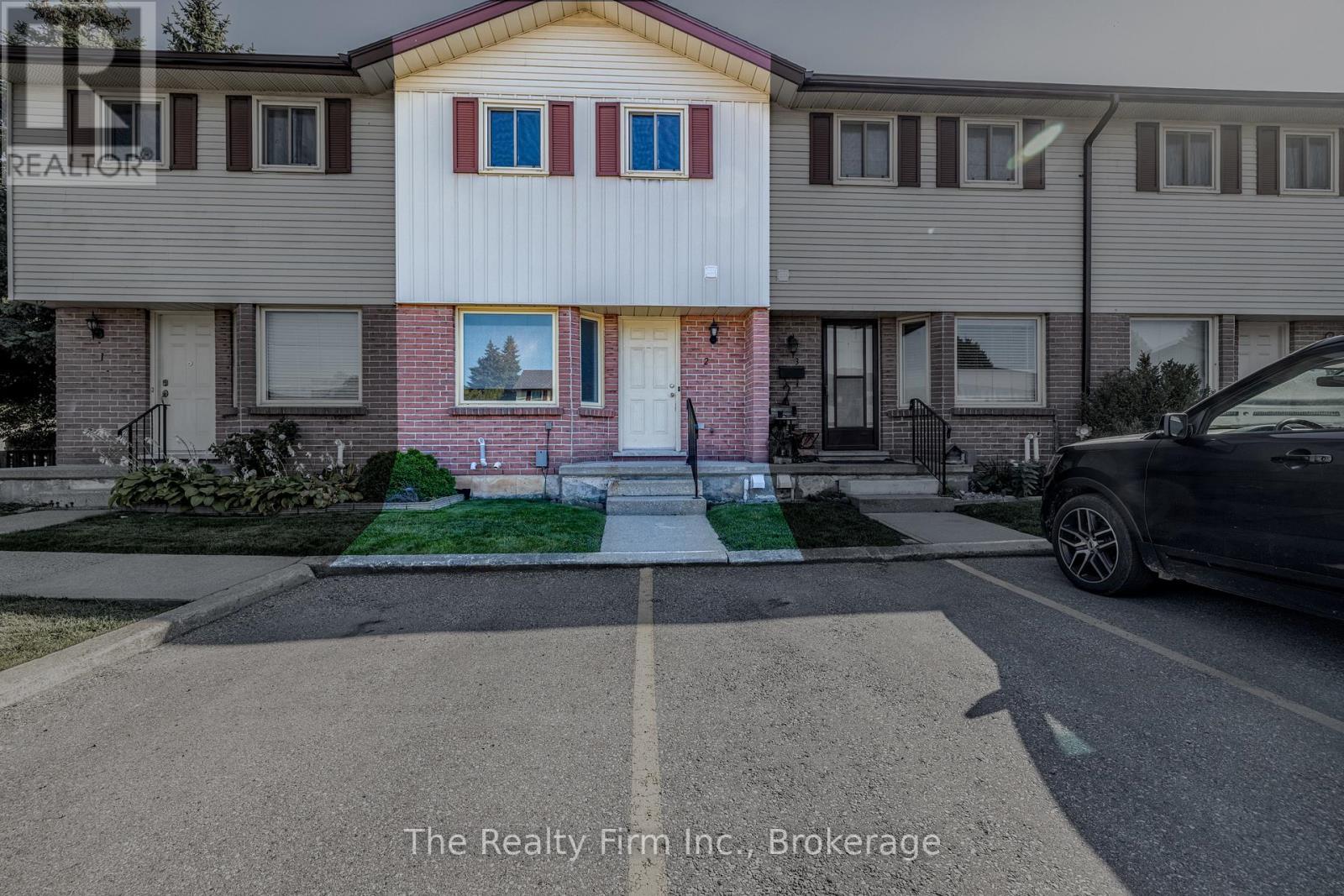 2 - 1135 Nellis Street, Woodstock, Ontario  N4T 1P7 - Photo 3 - X12403007