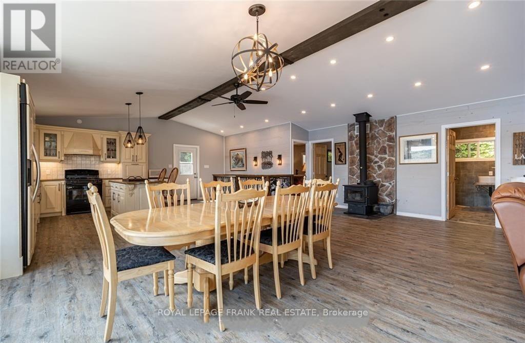 1758 Papineau Lake Road, Hastings Highlands, Ontario  K0L 2R0 - Photo 8 - X12401865