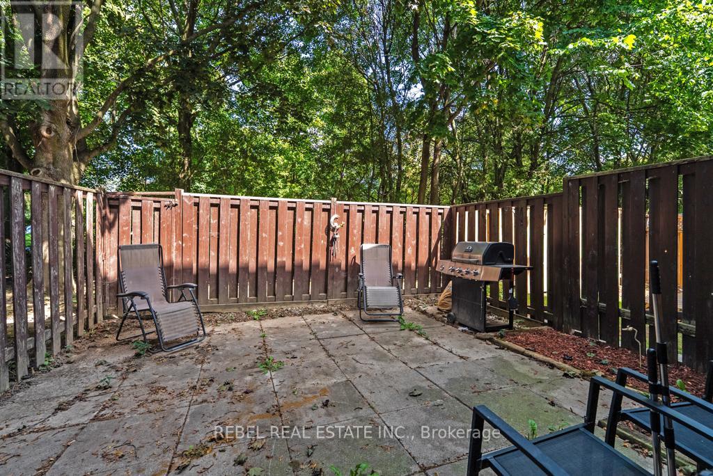 10 The Bridle Path, Clarington, Ontario  L1C 3W1 - Photo 25 - E12403006