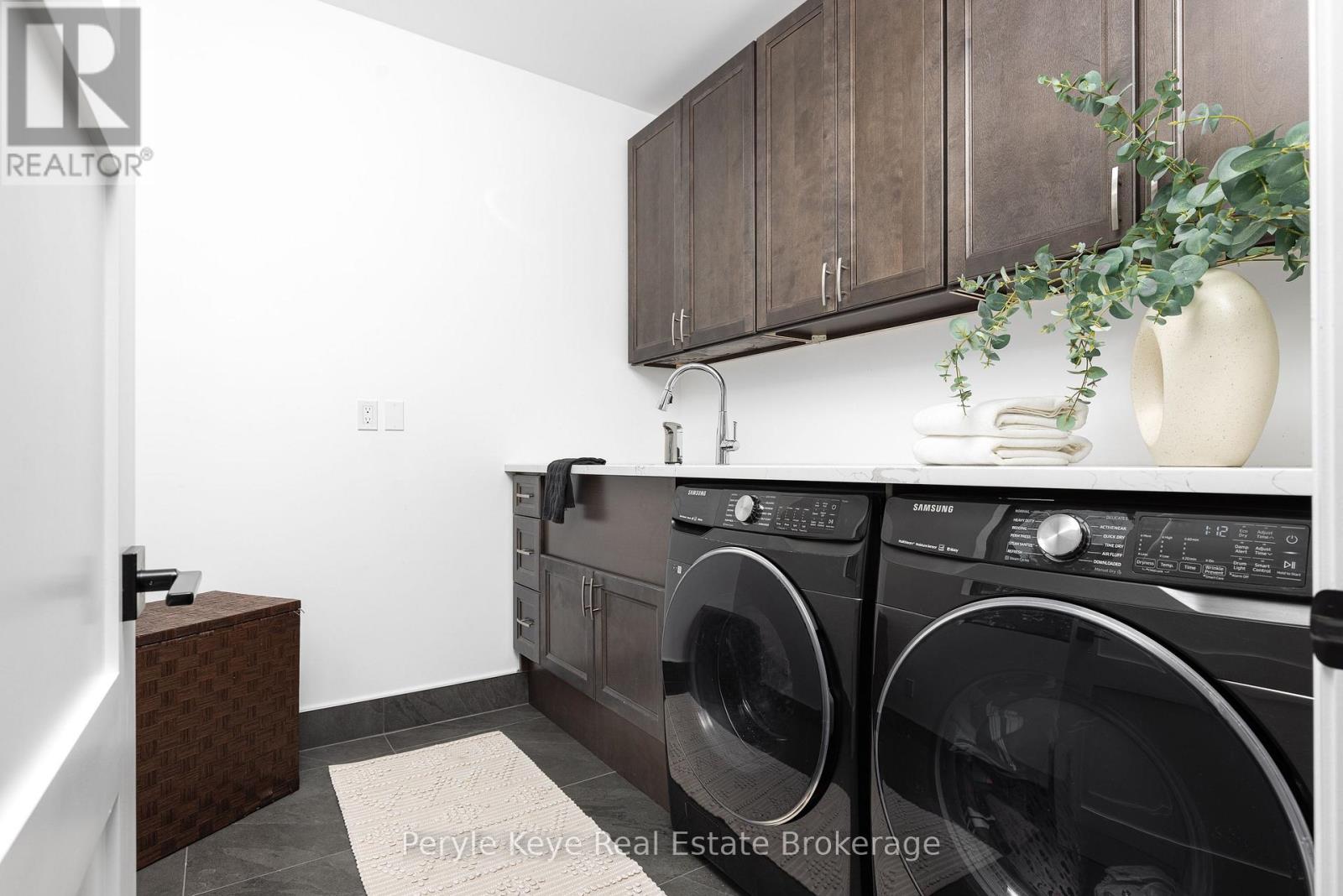 86 Claren Crescent, Huntsville (Stisted), Ontario  P1H 0C3 - Photo 28 - X12403009