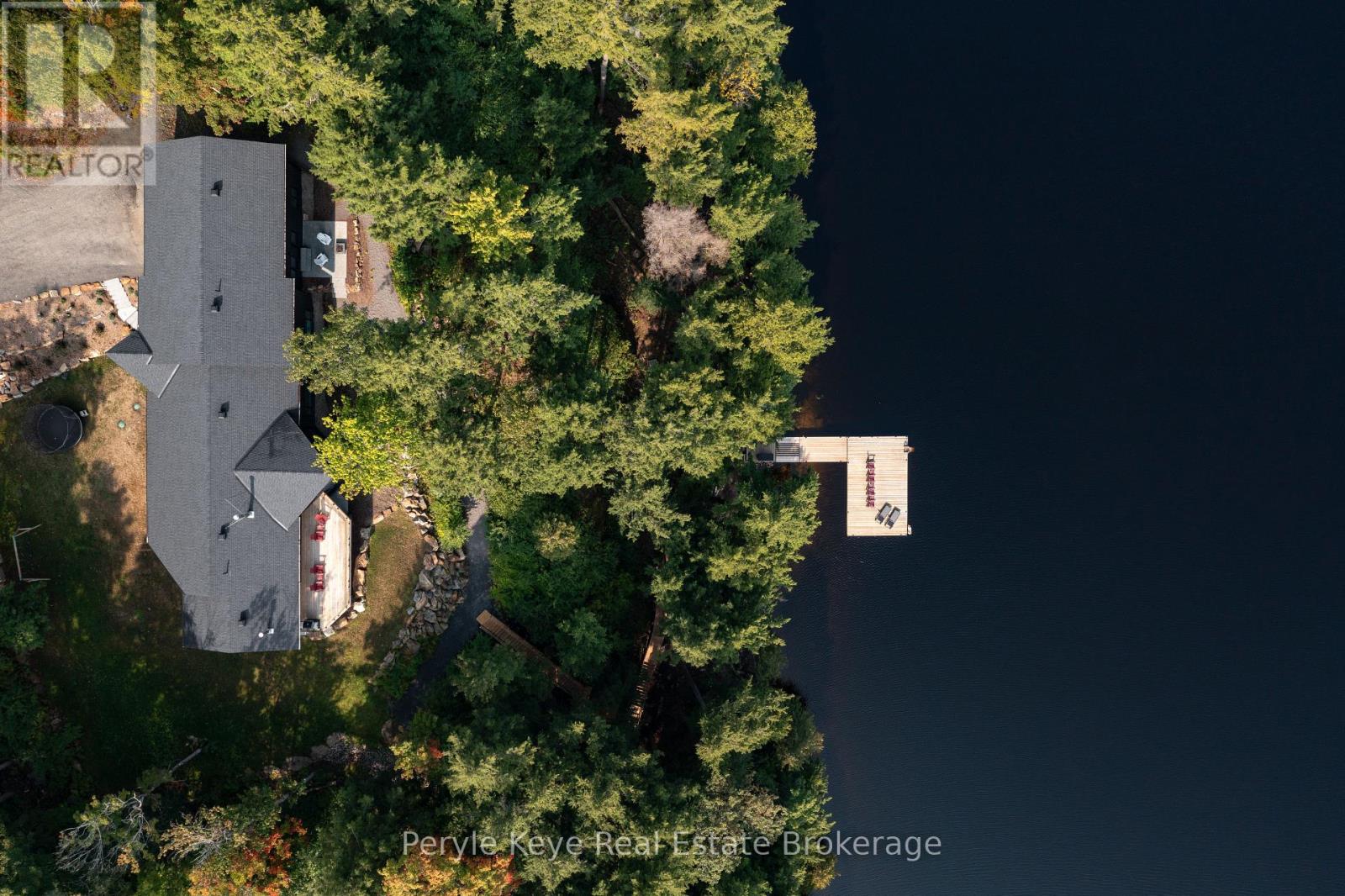 86 Claren Crescent, Huntsville (Stisted), Ontario  P1H 0C3 - Photo 8 - X12403009