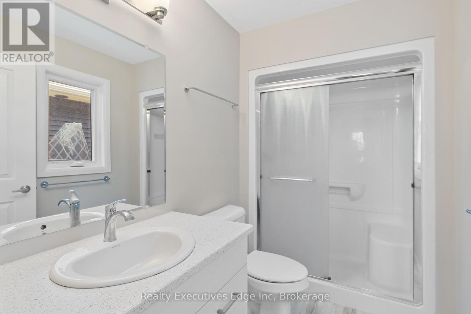 98 Moonstone Crescent, Chatham-Kent, Ontario  N7M 0S2 - Photo 16 - X12403021