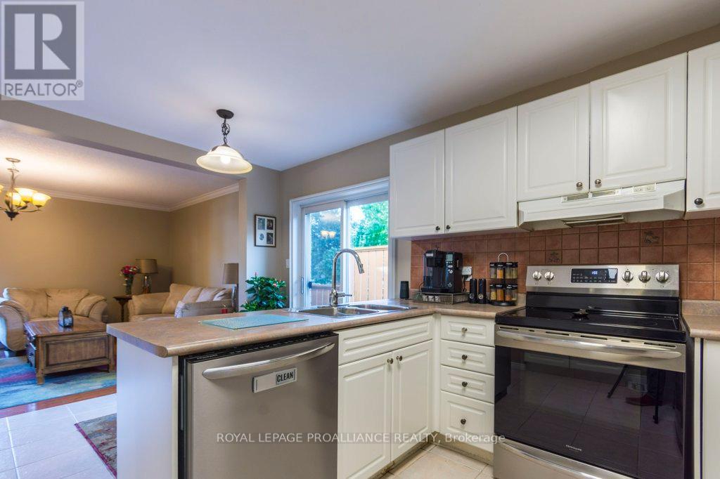 1 Simmons Court, Quinte West, Ontario  K8V 6M9 - Photo 13 - X12403000