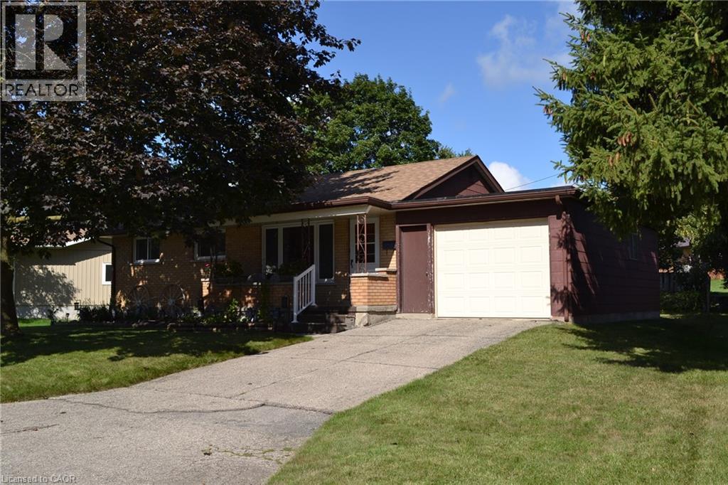 4 Weigel Avenue, Elmira, Ontario  N3B 1M1 - Photo 2 - 40764058