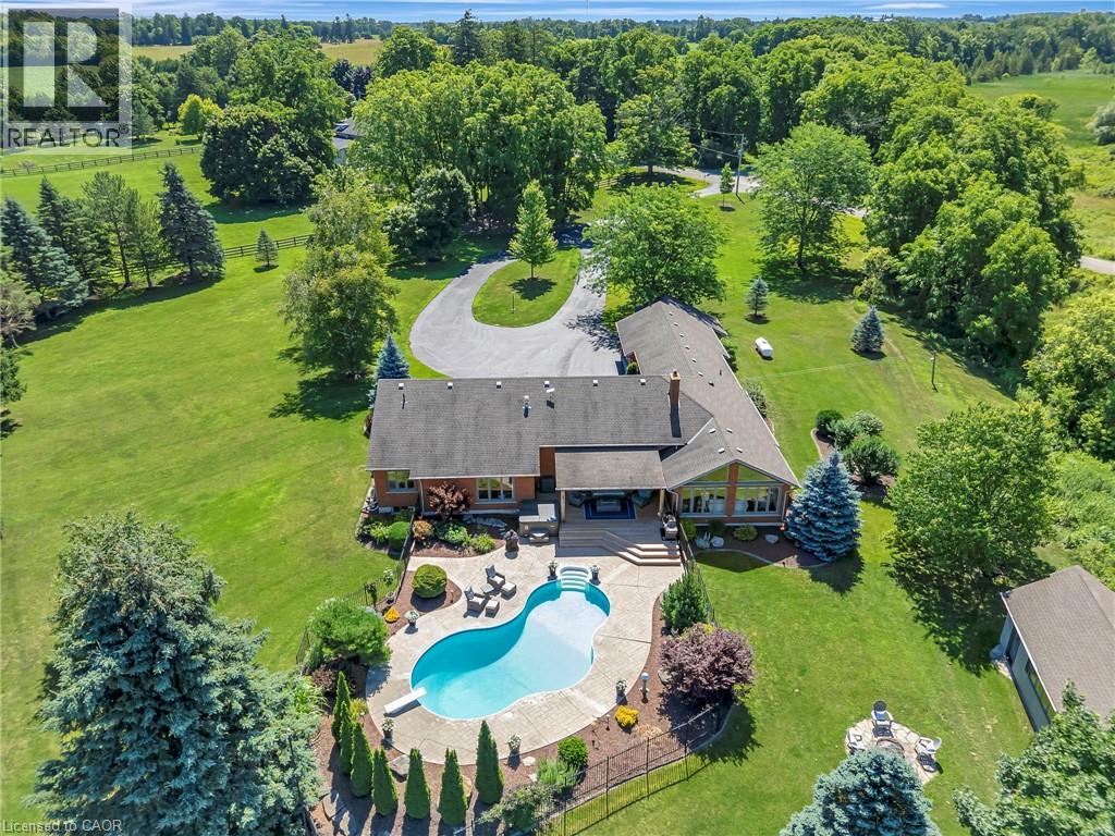 999 W Governors Road W, Paris, Ontario  N3L 3E3 - Photo 3 - 40748436
