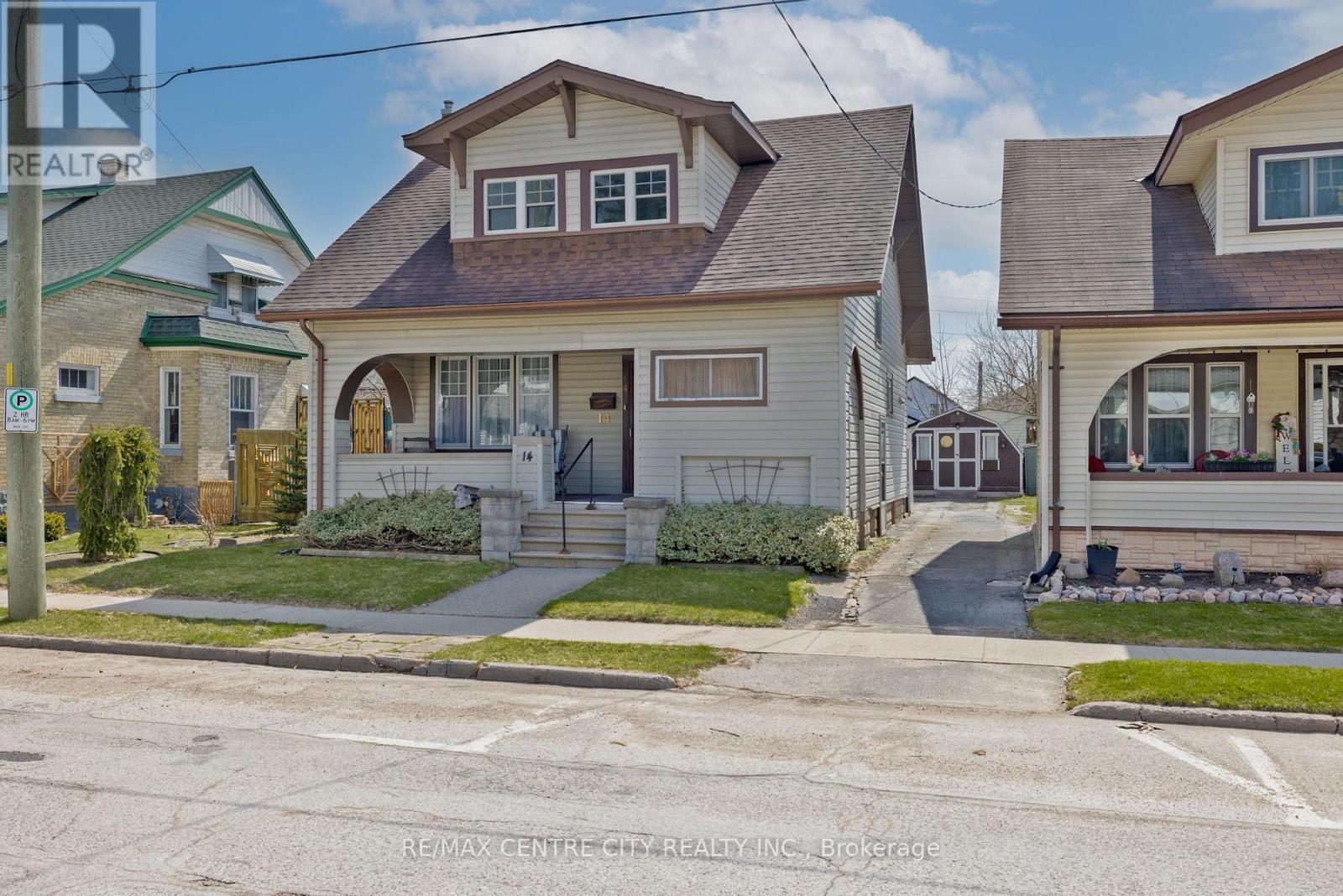 14 James Street, Strathroy-Caradoc, Ontario  N7G 1S5 - Photo 2 - X12403027