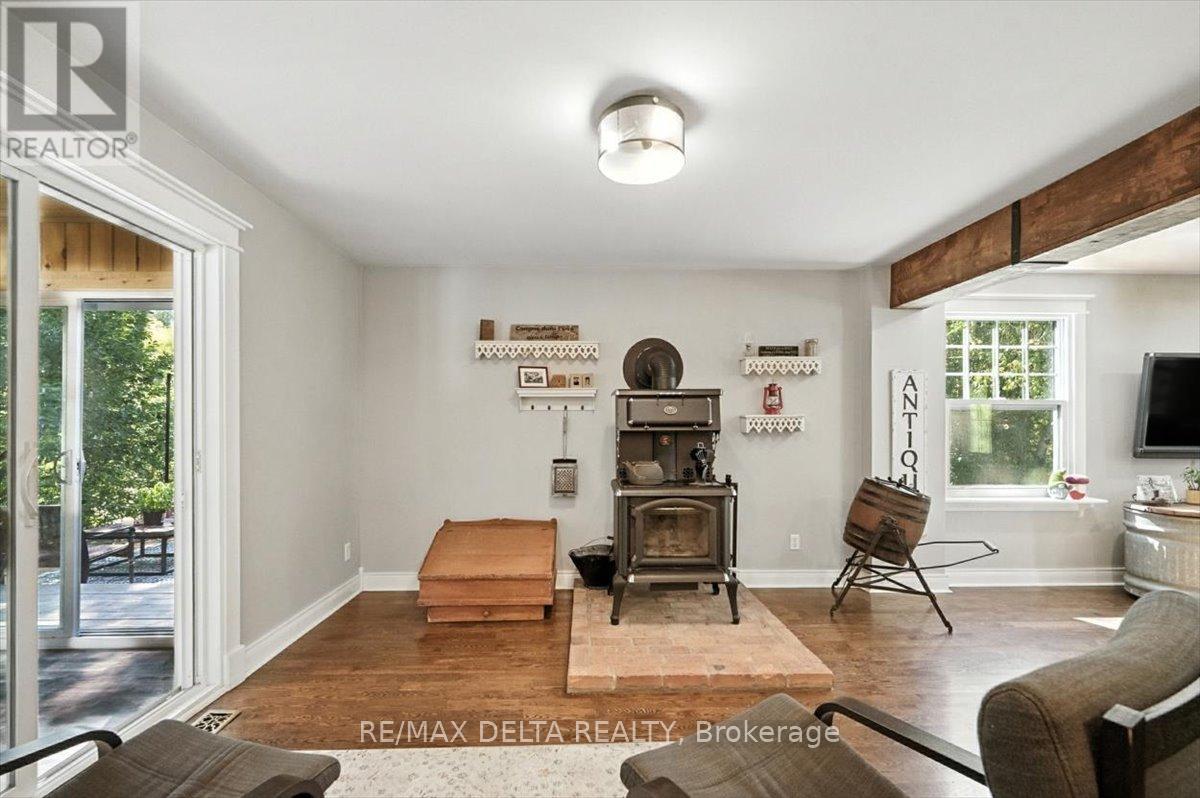 4365 Champlain Street, Clarence-Rockland, Ontario  K0A 1E0 - Photo 14 - X12403028