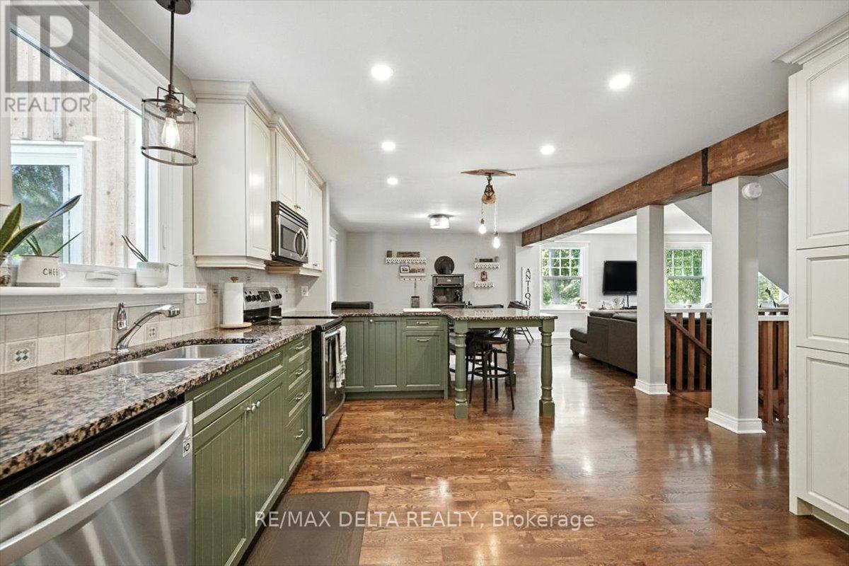 4365 Champlain Street, Clarence-Rockland, Ontario  K0A 1E0 - Photo 19 - X12403028