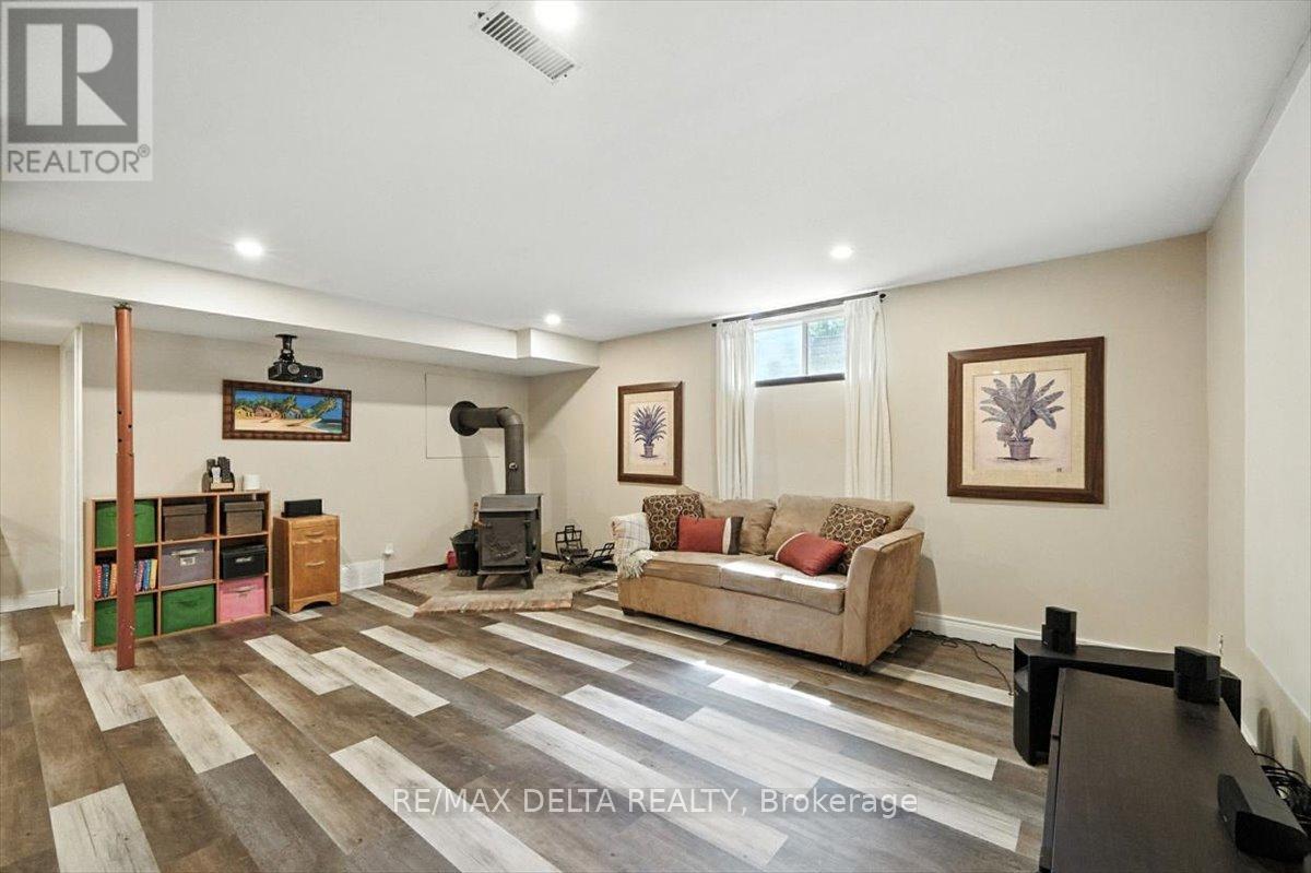 4365 Champlain Street, Clarence-Rockland, Ontario  K0A 1E0 - Photo 30 - X12403028