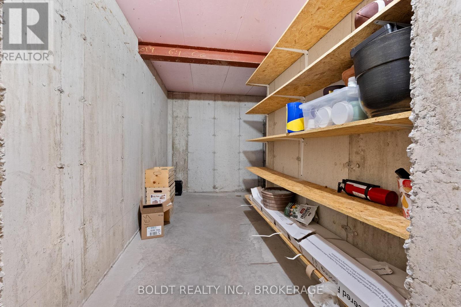 39 Bellevue Court, Welland, Ontario  L3C 7M1 - Photo 36 - X12334048
