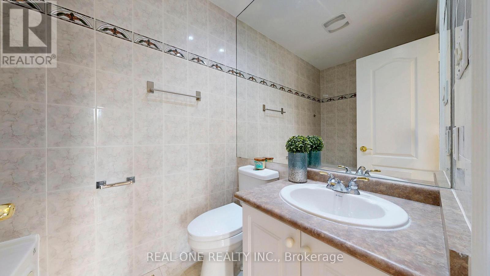 299 Finch Avenue E, Toronto (Willowdale East), Ontario  M2N 4S3 - Photo 34 - C12402987