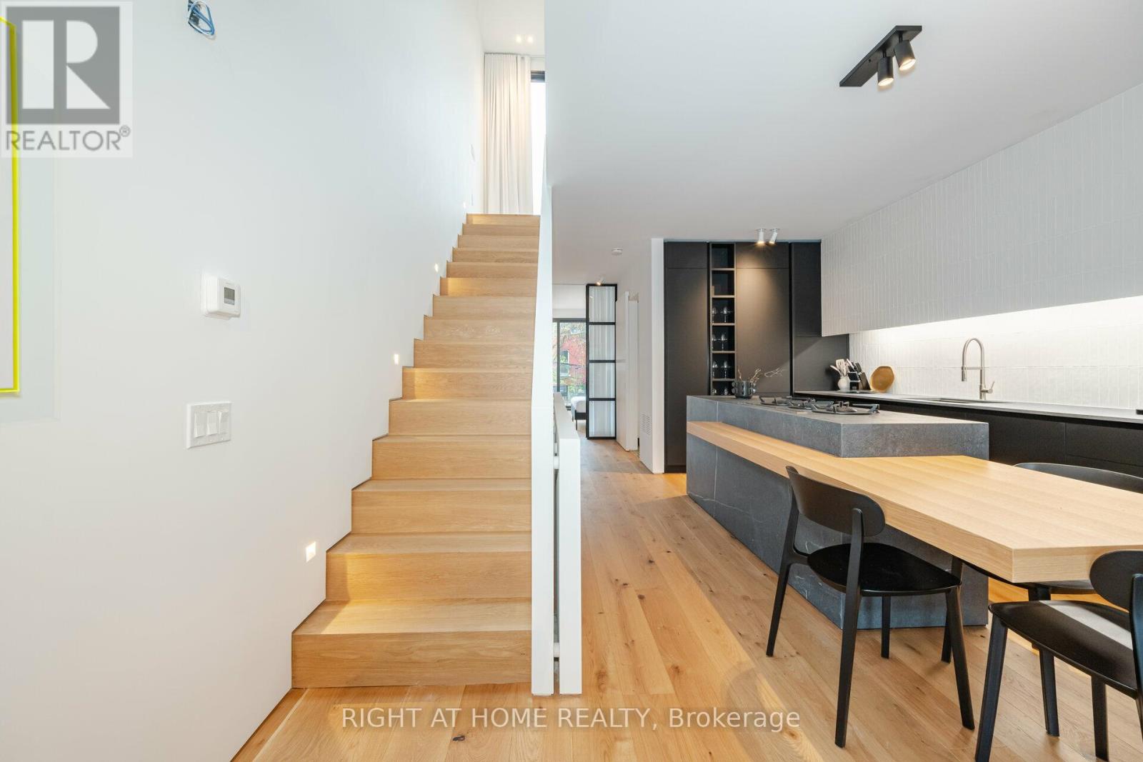 259 Lisgar Street, Toronto, Ontario  M6J 3G8 - Photo 15 - C12402998