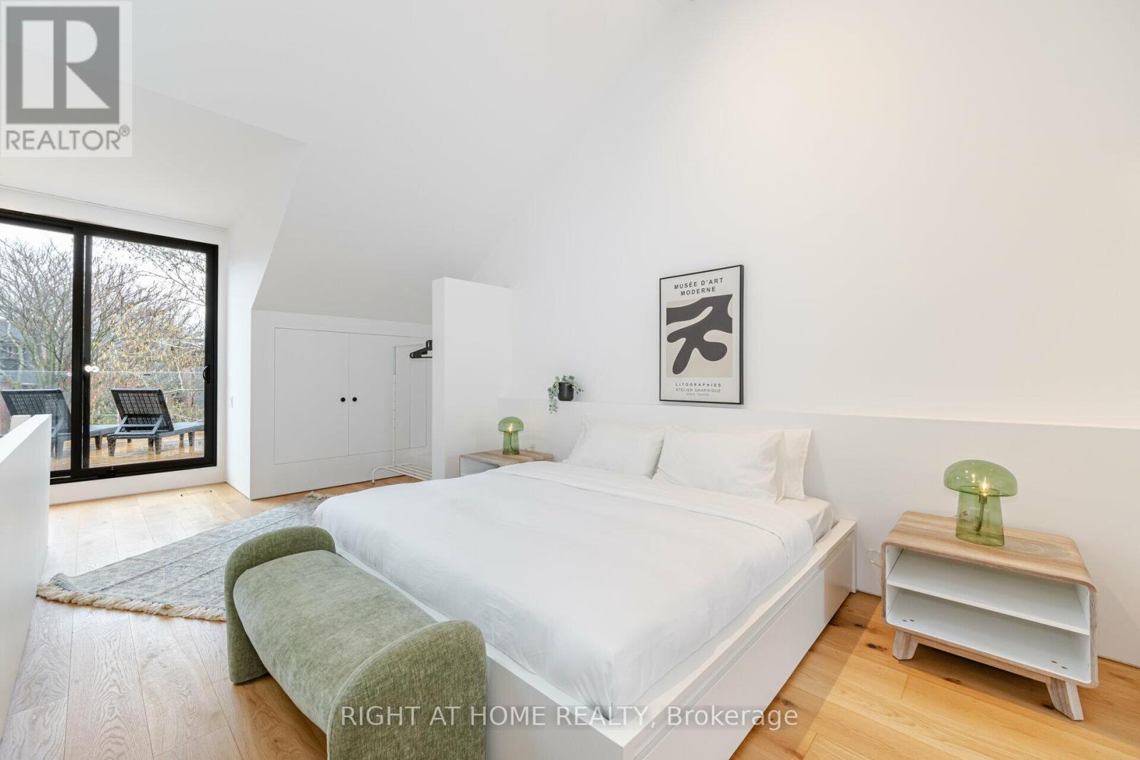 259 Lisgar Street, Toronto, Ontario  M6J 3G8 - Photo 17 - C12402998