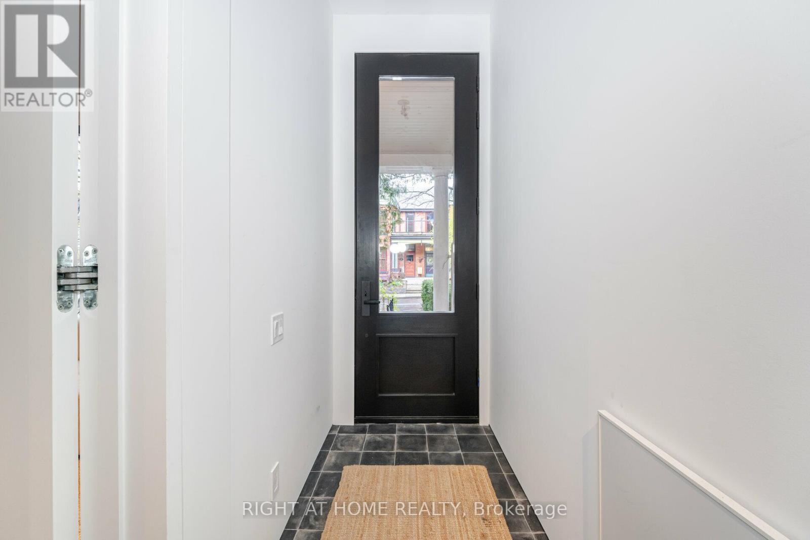 259 Lisgar Street, Toronto, Ontario  M6J 3G8 - Photo 24 - C12402998