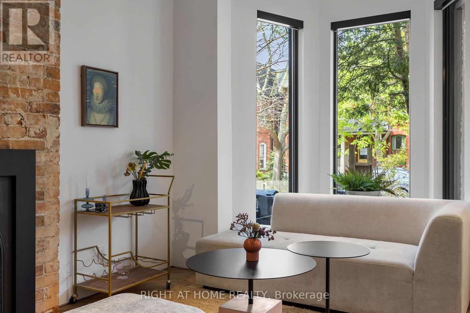 259 Lisgar Street, Toronto, Ontario  M6J 3G8 - Photo 27 - C12402998
