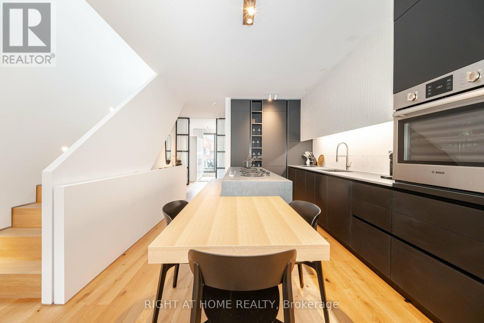 259 Lisgar Street, Toronto, Ontario  M6J 3G8 - Photo 3 - C12402998