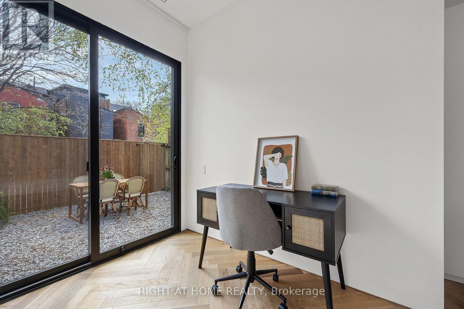 259 Lisgar Street, Toronto, Ontario  M6J 3G8 - Photo 37 - C12402998
