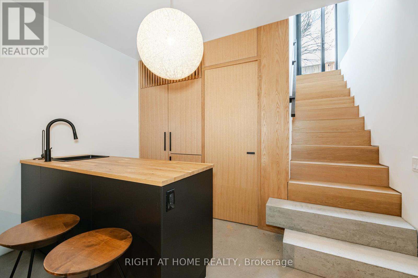 259 Lisgar Street, Toronto, Ontario  M6J 3G8 - Photo 45 - C12402998