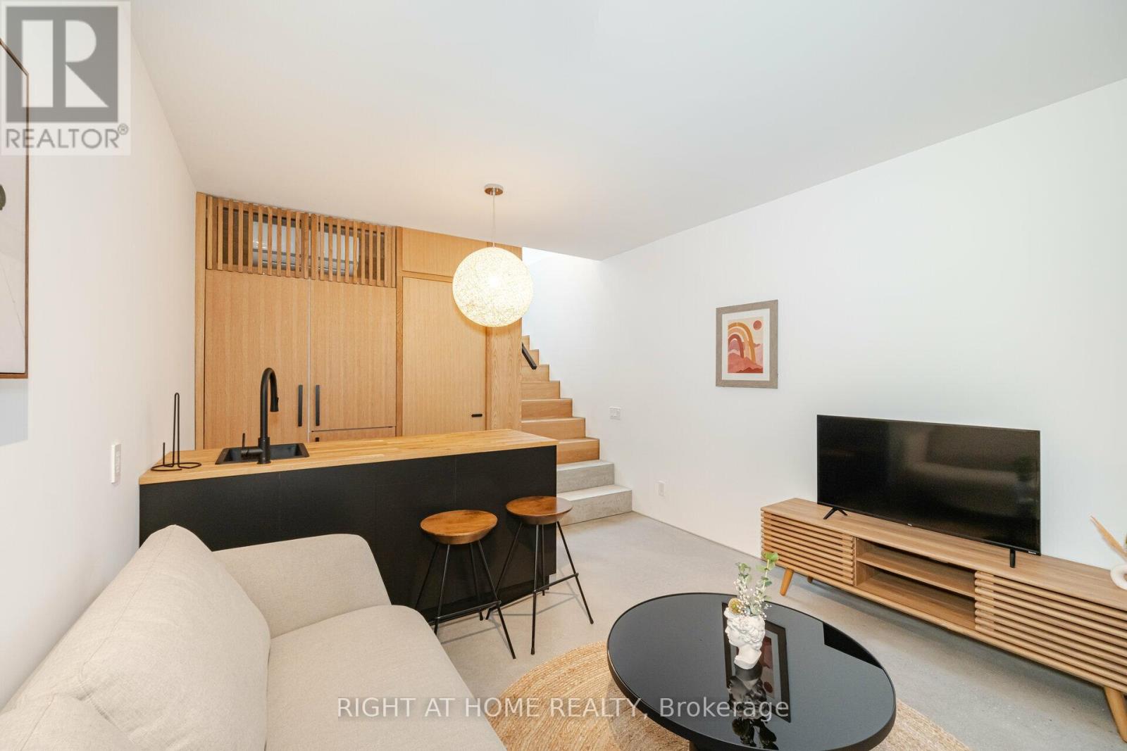 259 Lisgar Street, Toronto, Ontario  M6J 3G8 - Photo 46 - C12402998