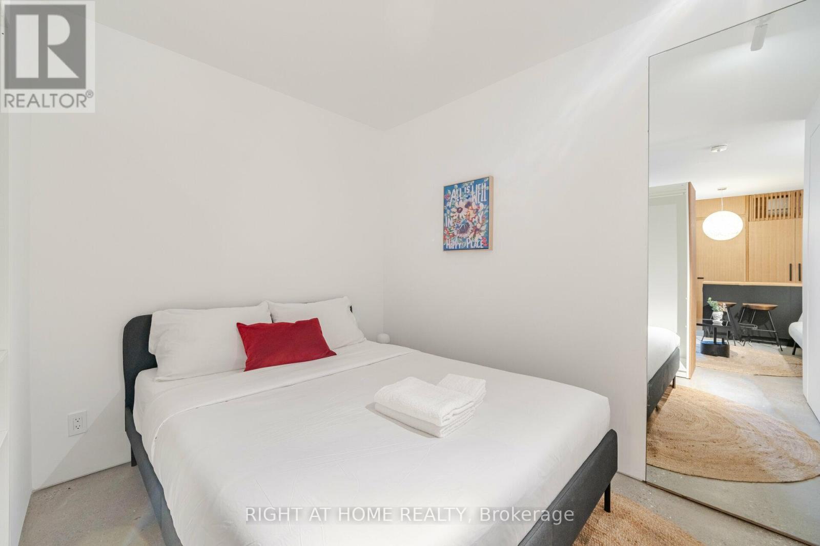 259 Lisgar Street, Toronto, Ontario  M6J 3G8 - Photo 48 - C12402998
