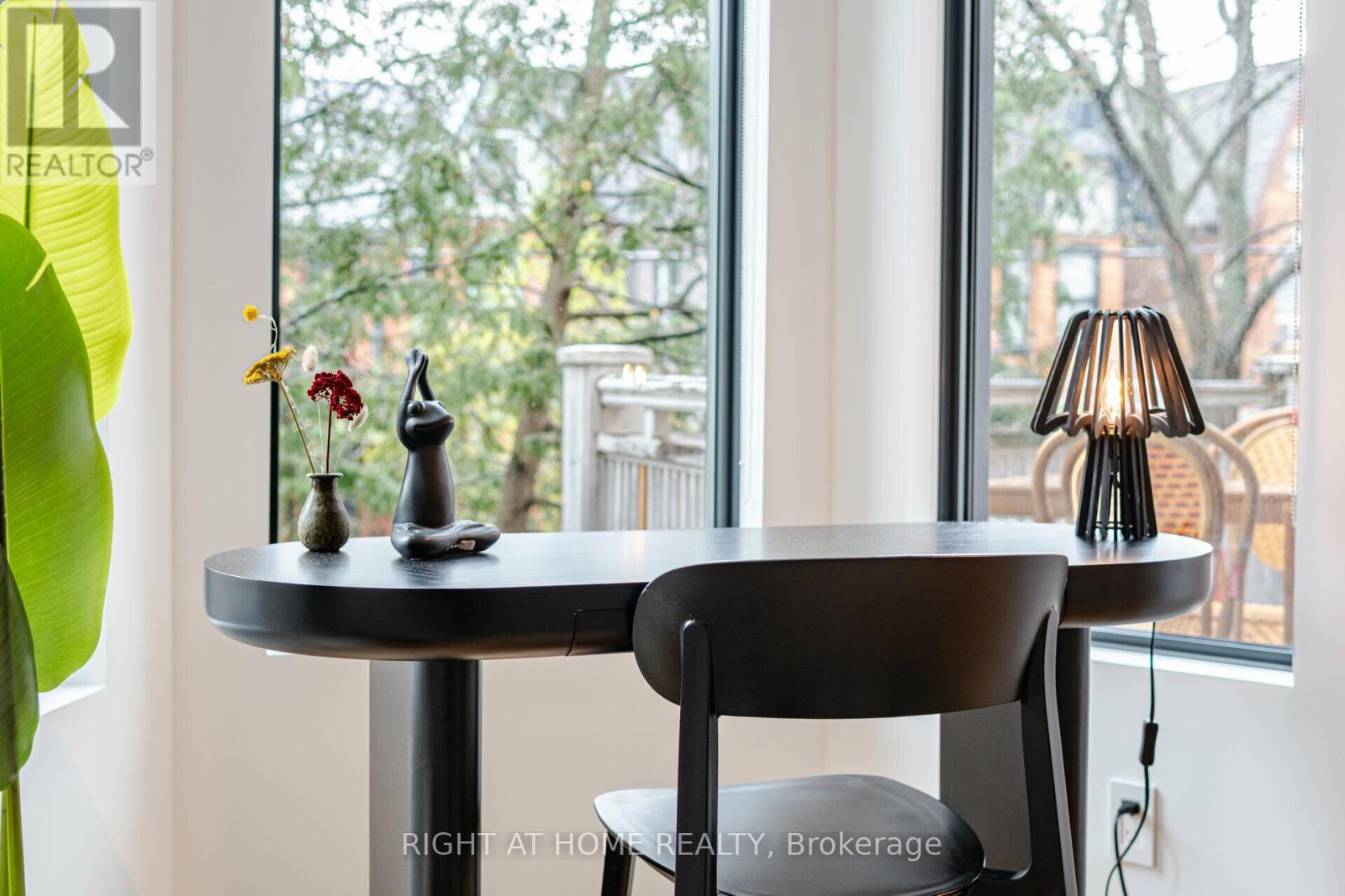 259 Lisgar Street, Toronto, Ontario  M6J 3G8 - Photo 9 - C12402998