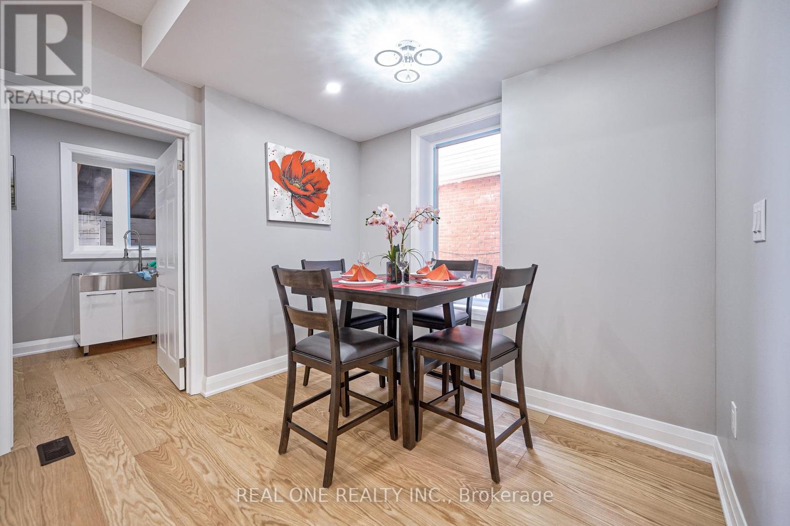 157 Glenholme Avenue, Toronto, Ontario  M6E 3C5 - Photo 11 - C12403015