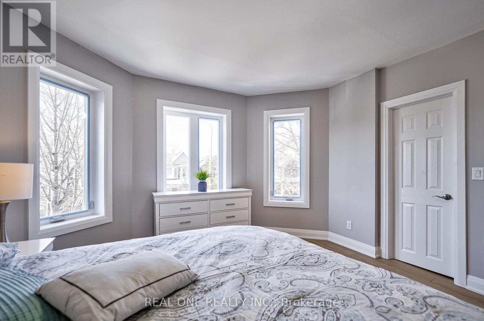157 Glenholme Avenue, Toronto, Ontario  M6E 3C5 - Photo 18 - C12403015