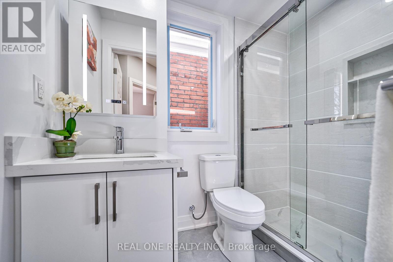 157 Glenholme Avenue, Toronto, Ontario  M6E 3C5 - Photo 21 - C12403015