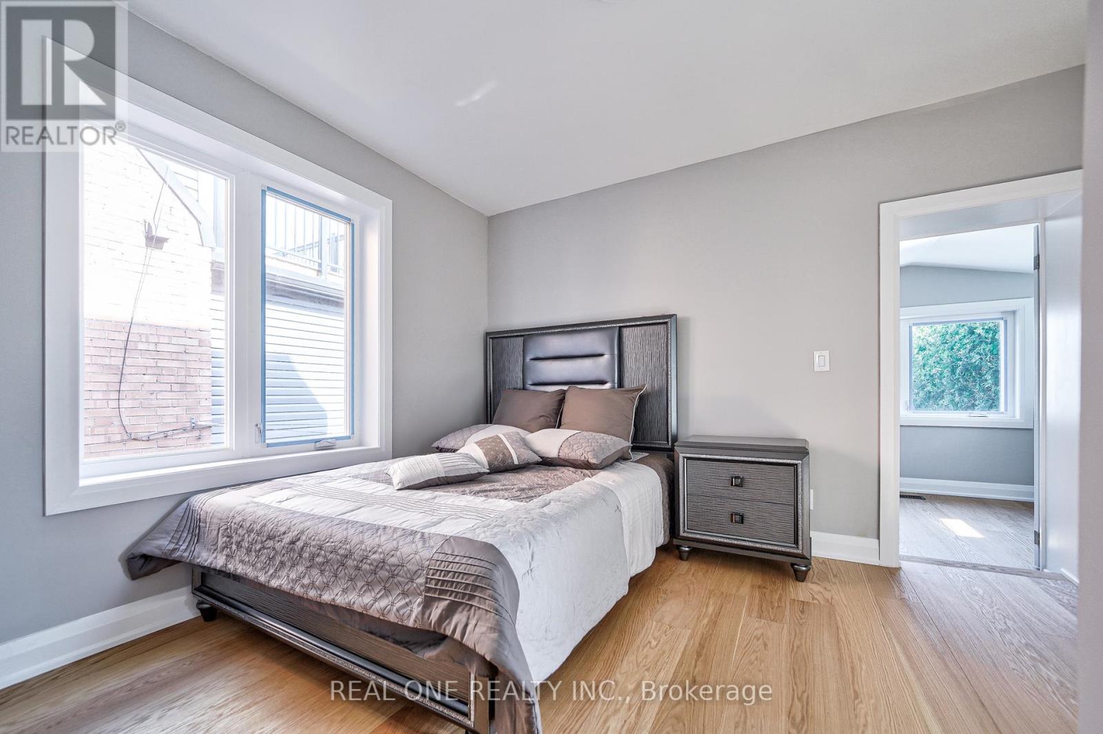 157 Glenholme Avenue, Toronto, Ontario  M6E 3C5 - Photo 23 - C12403015