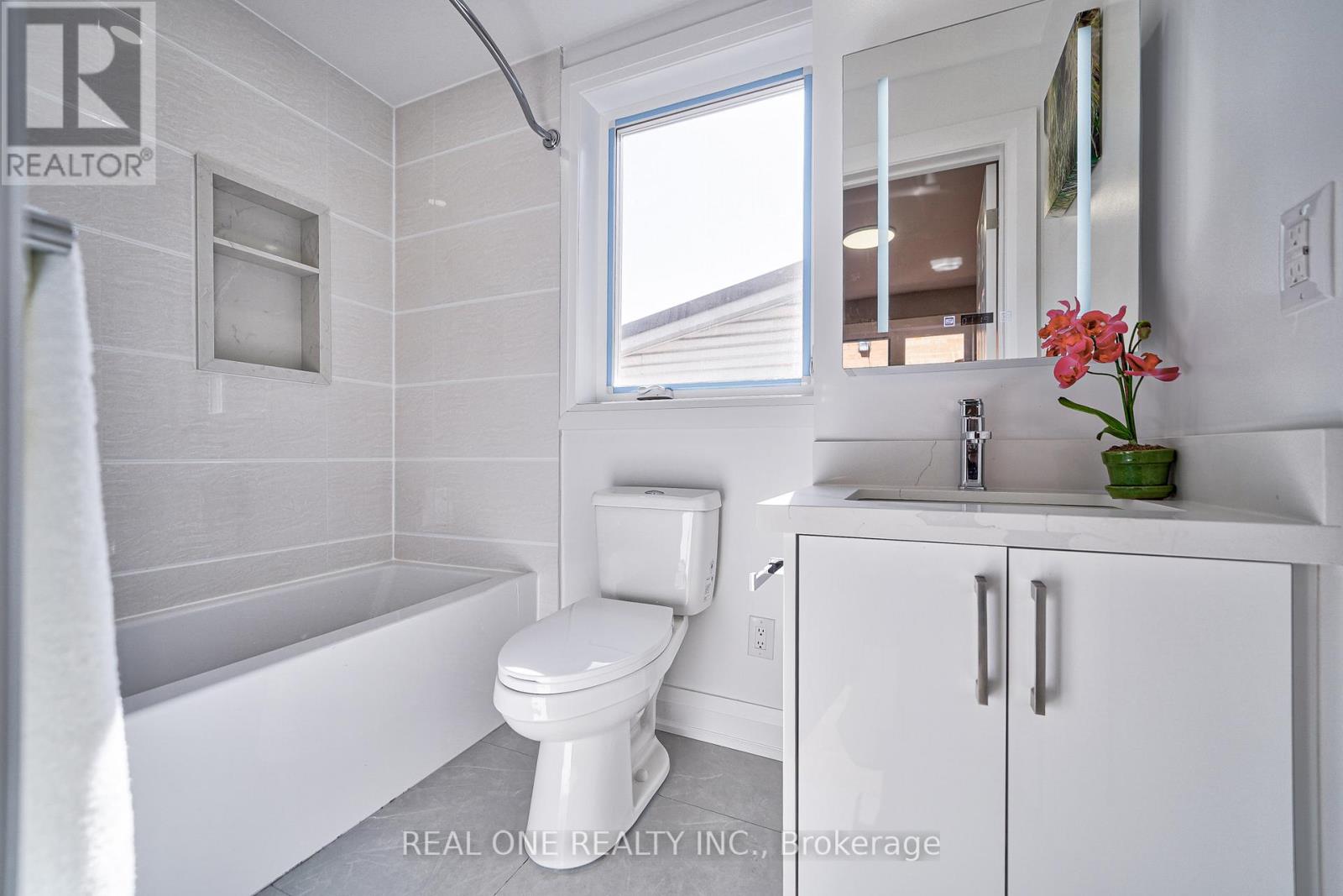 157 Glenholme Avenue, Toronto, Ontario  M6E 3C5 - Photo 24 - C12403015