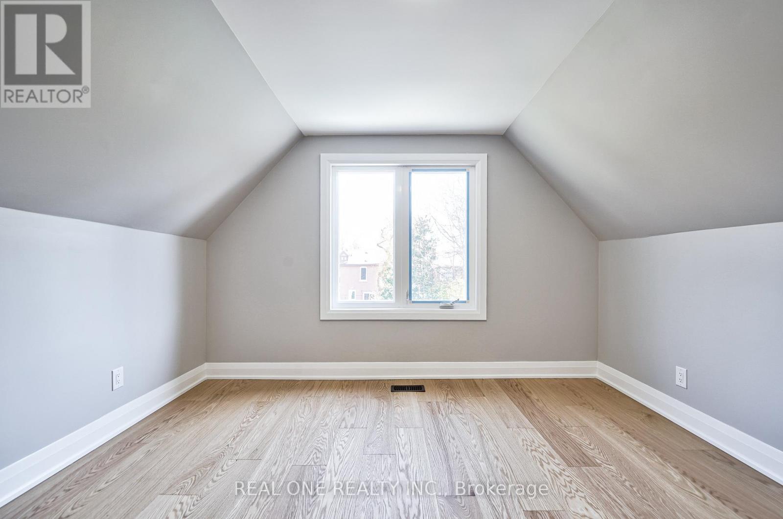 157 Glenholme Avenue, Toronto, Ontario  M6E 3C5 - Photo 29 - C12403015