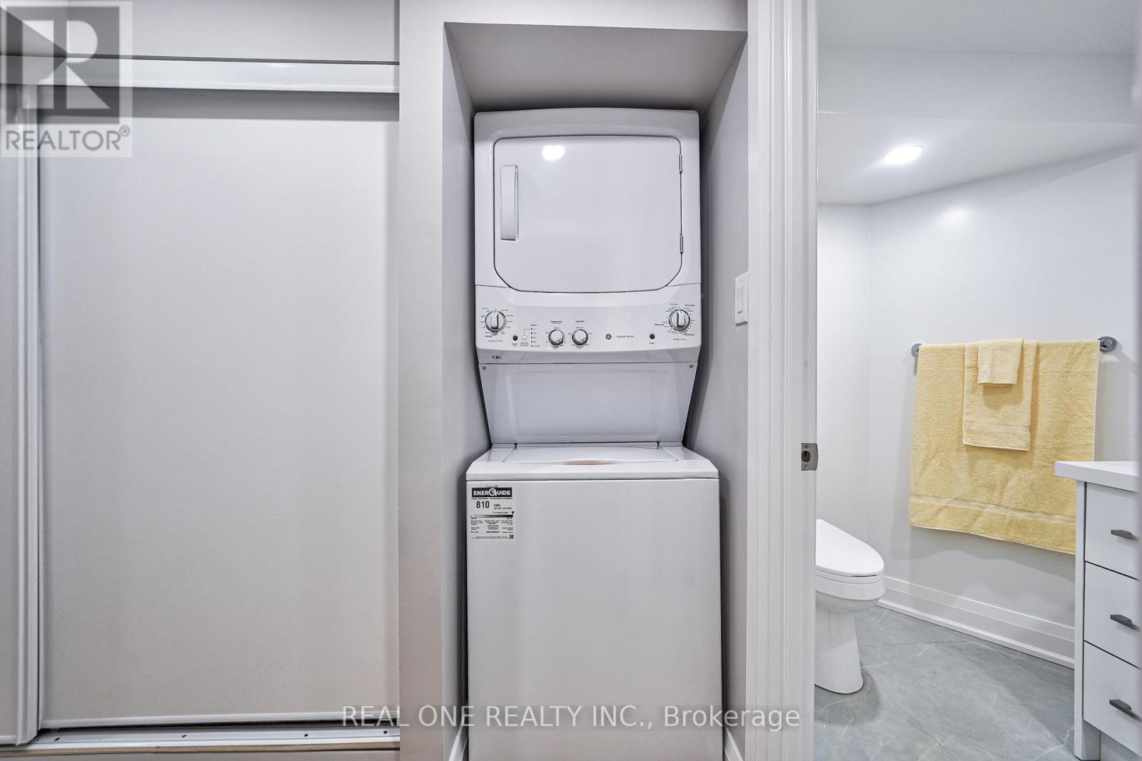 157 Glenholme Avenue, Toronto, Ontario  M6E 3C5 - Photo 35 - C12403015