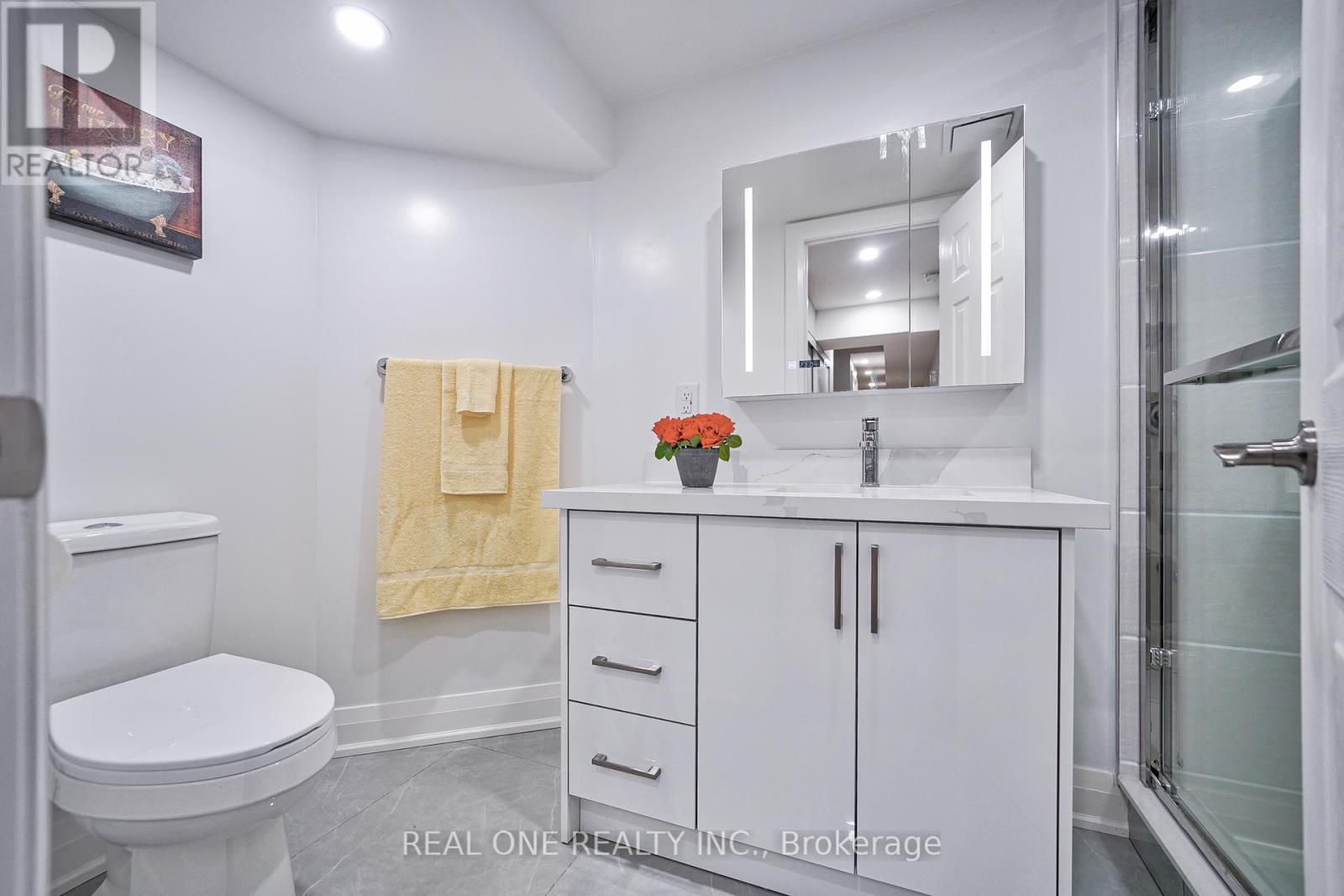 157 Glenholme Avenue, Toronto, Ontario  M6E 3C5 - Photo 36 - C12403015